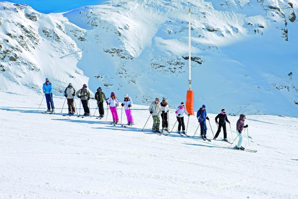 Hotel Club Mmv Les Bergers **** Alpe d'Huez Dış mekan fotoğraf