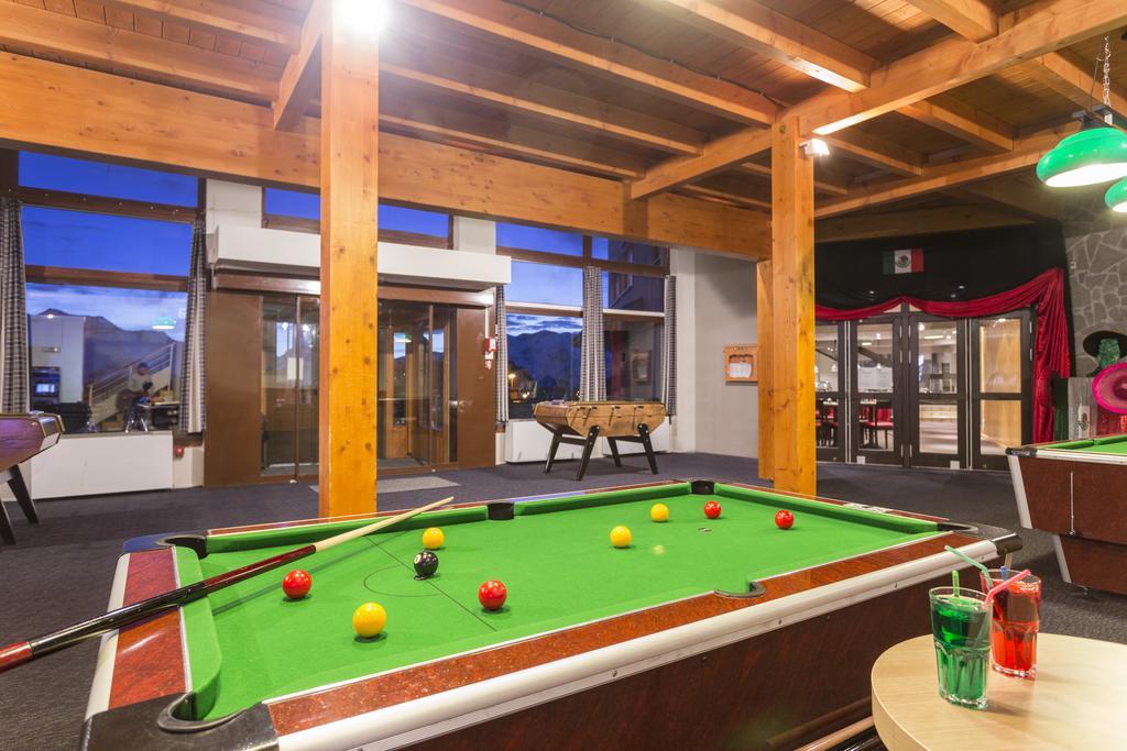 Hotel Club Mmv Les Bergers **** Alpe d'Huez Dış mekan fotoğraf